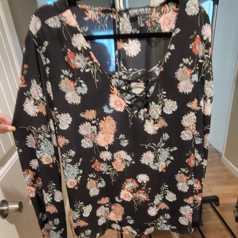 Forever 21+ blouse